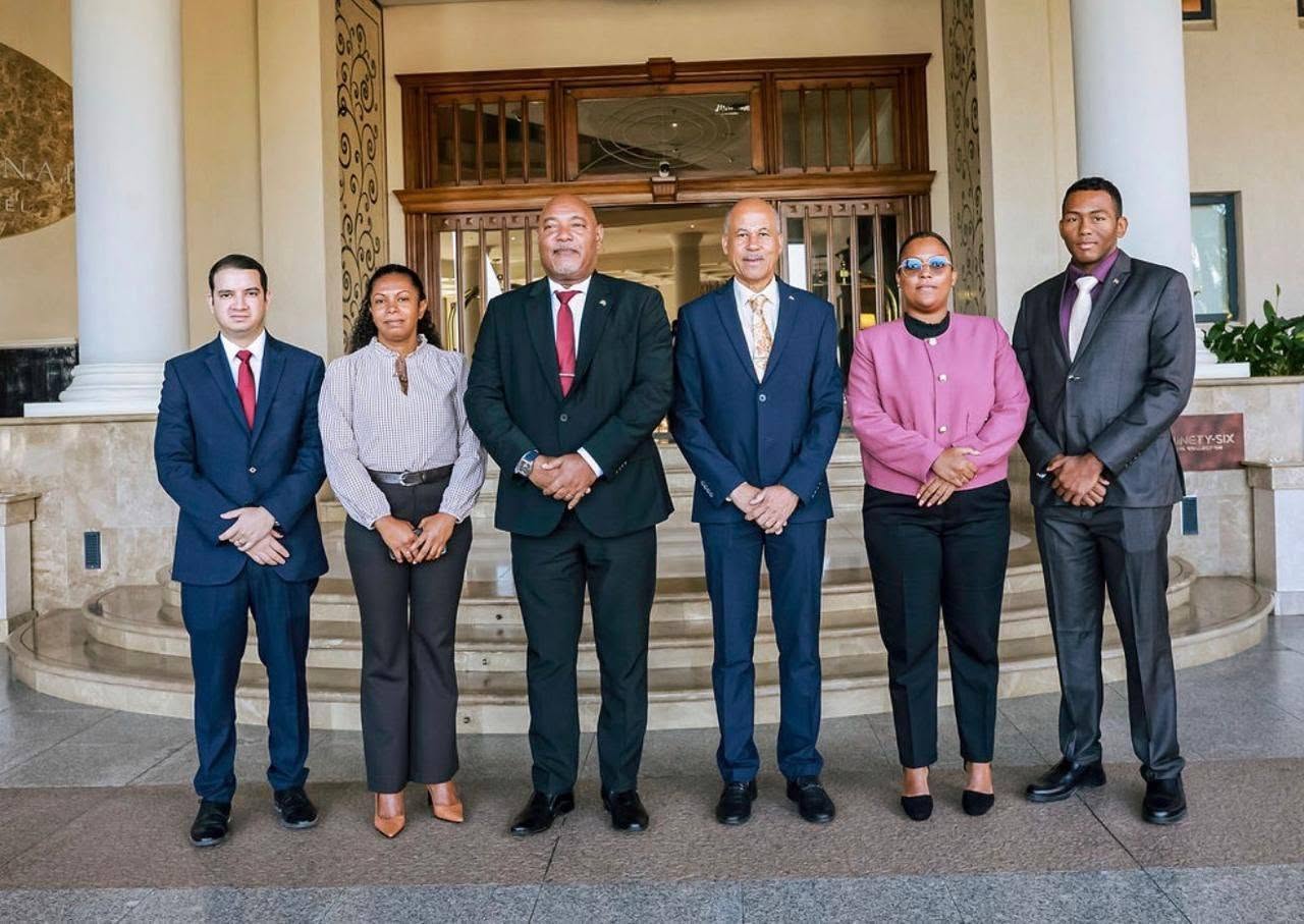 Minister Camille Attends Contact Group Meeting and Holds Bilateral Discussions in Mauritius