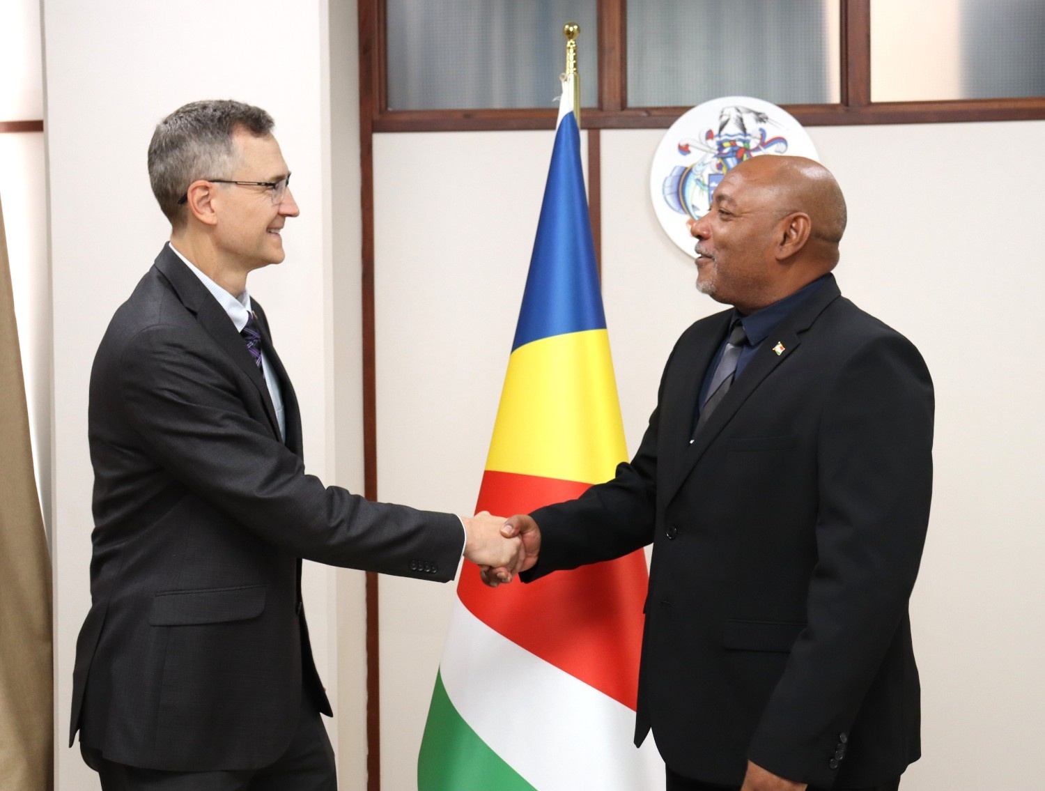US Chargé d’Affaires Pays Courtesy Call on Minister Camille