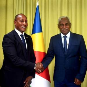 minister-courtesycall1_original